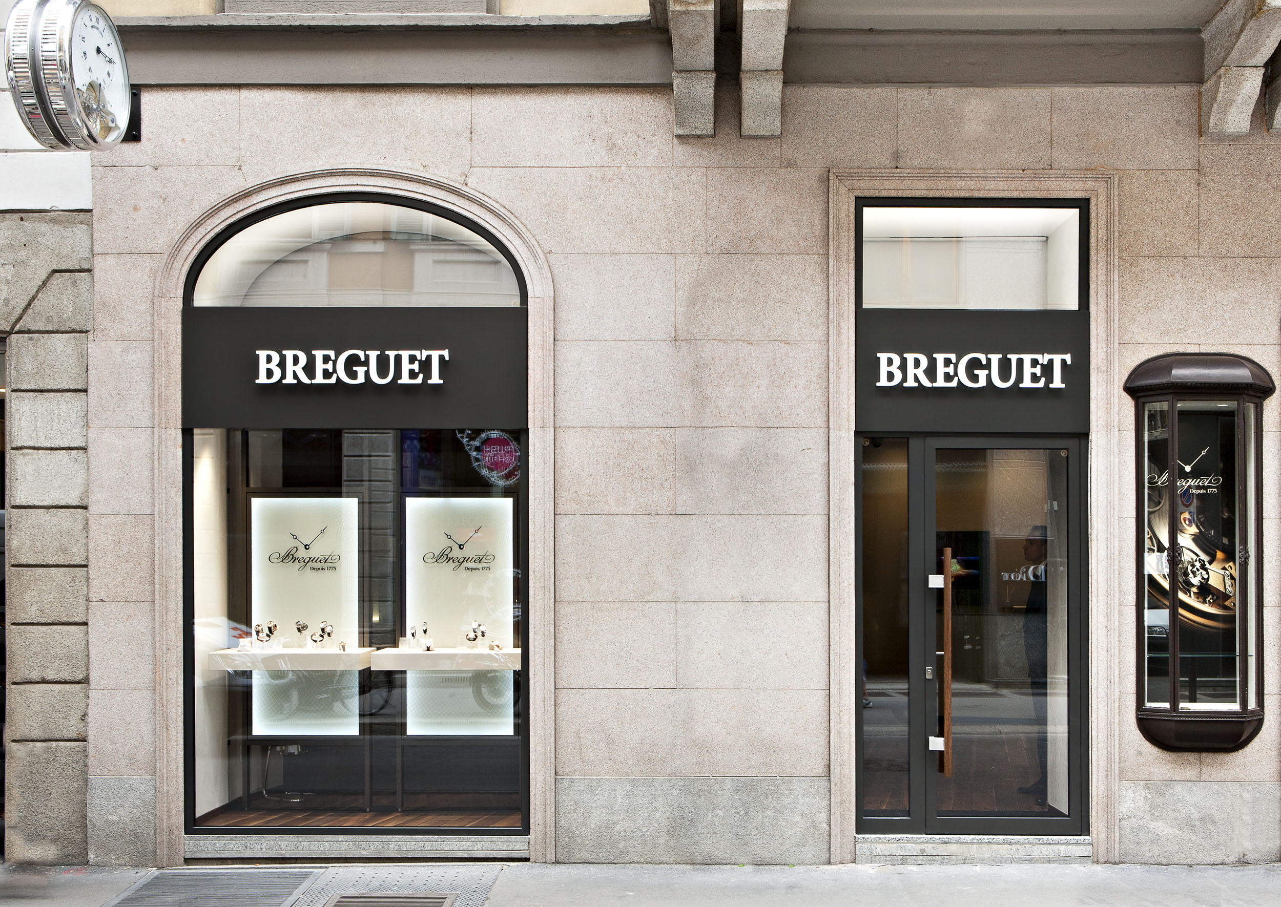 Ripresa fotografica Boutique Monomarca Breguet Via Montenapoleone - Milano Italy